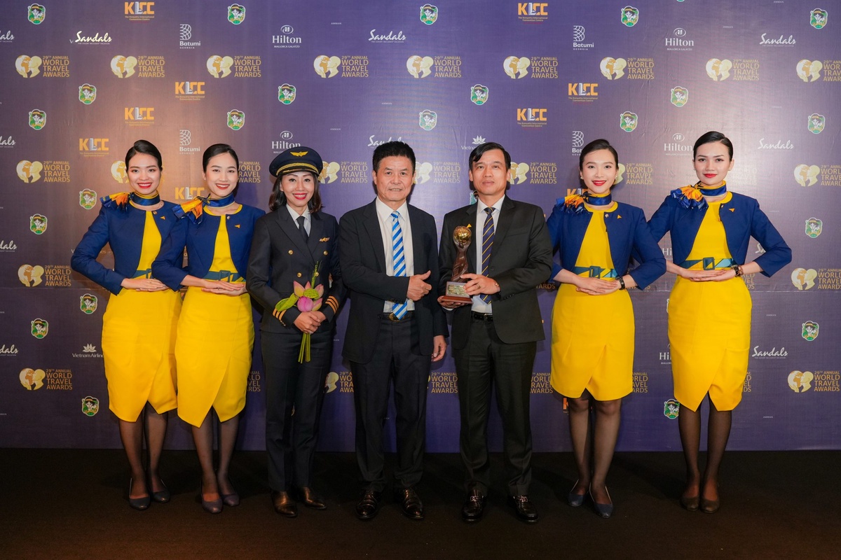 เวียดทราเวล คว้ารางวัลสายการบินใหม่ชั้นนำของเอเชียจากเวที เวิลด์ ทราเวล อวอร์ดส์ เอเชีย แอนด์ โอเชียเนีย ประจำปี