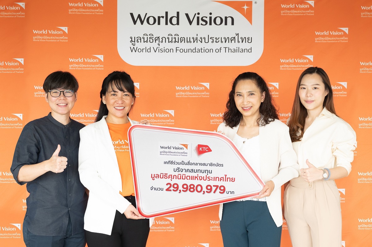 KTC joins with cardmembers to hand over donations for the Child Sponsorship Program of the World Vision Foundation of