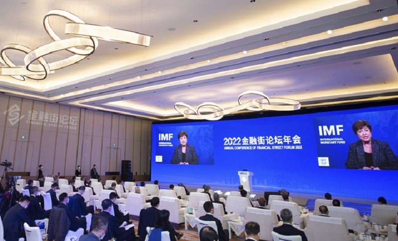 Xinhua Silk Road: การพัฒนาเศรษฐกิจและความร่วมมือทางการเงินท่ามกลางการเปลี่ยนแปลง คือไฮไลท์ของการประชุม ไฟแนนเชียล สตรีท ฟอรัม ประจำปี