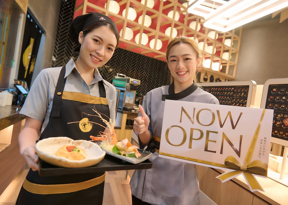 OISHI GRAND raises the level of great deliciousness The most grandiose buffet of sushi and sashimi at Omakase level With an army of authentic Japanese