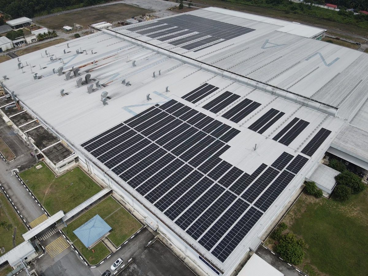 สเตลแลนทิส จับมือ Leader Energy ติดตั้งระบบ Solar Photovoltaic ที่โรงงานผลิตรถยนต์ ตั้งเป้าขับเคลื่อนพลังงานสะอาดเพื่ออนาคตที่ยั่งยืน