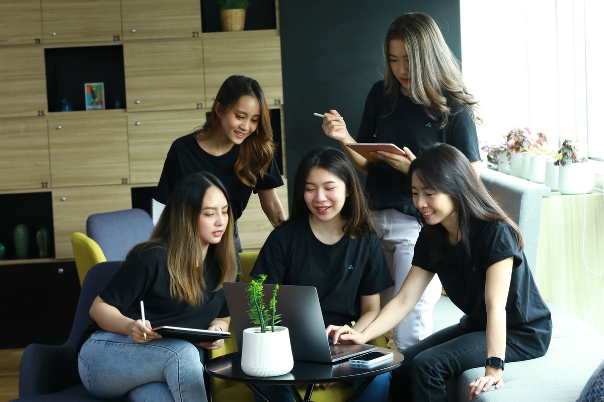 7-Eleven TH Earns Sought-After Tech Women's Award in Huawei Global App Contest