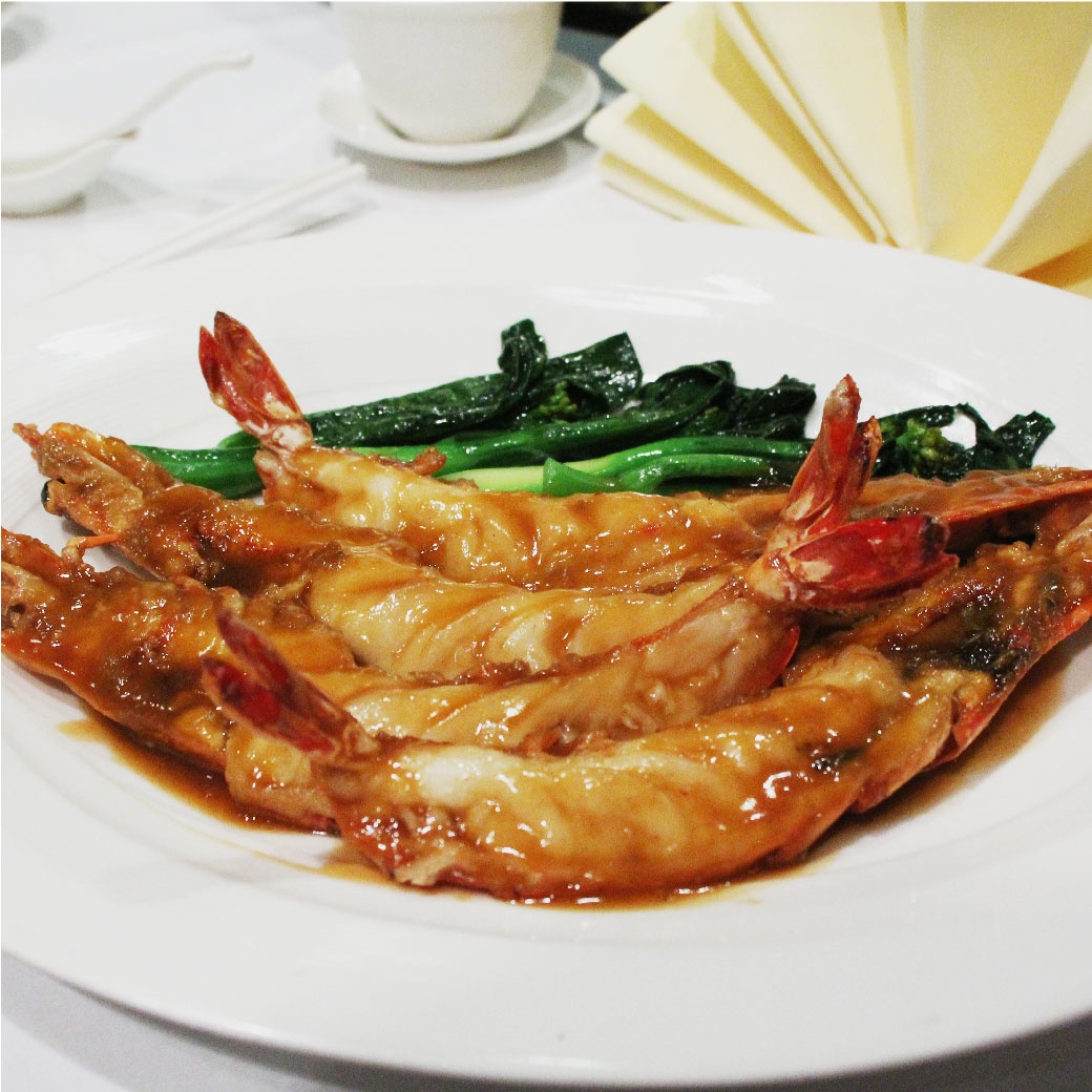 Tiger Prawns with oyster sauce at Yok Chinese Restaurant