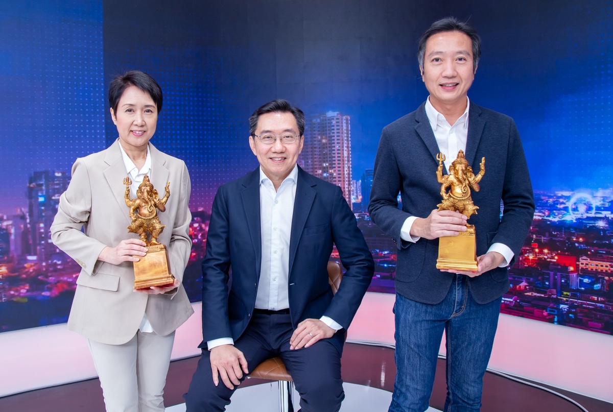 เกียรติยศคนทีวีกลุ่มทรู คว้า 2 รางวัลแห่งความสำเร็จ สถานีข่าวดีเด่น และ สถานีส่งเสริมภาพยนตร์ไทยดีเด่น งานประกาศรางวัล พระพิฆเณศวร์ ครั้งที่ 1 ประจำปี