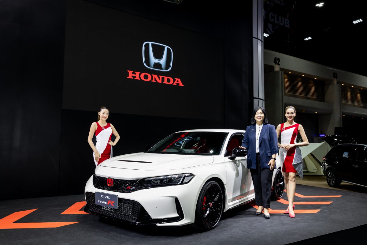 Honda Showcases its Sporty DNA led by the Civic Type R, Along with Other Vehicles Featuring Modulo Accessories and from the Honda One Make