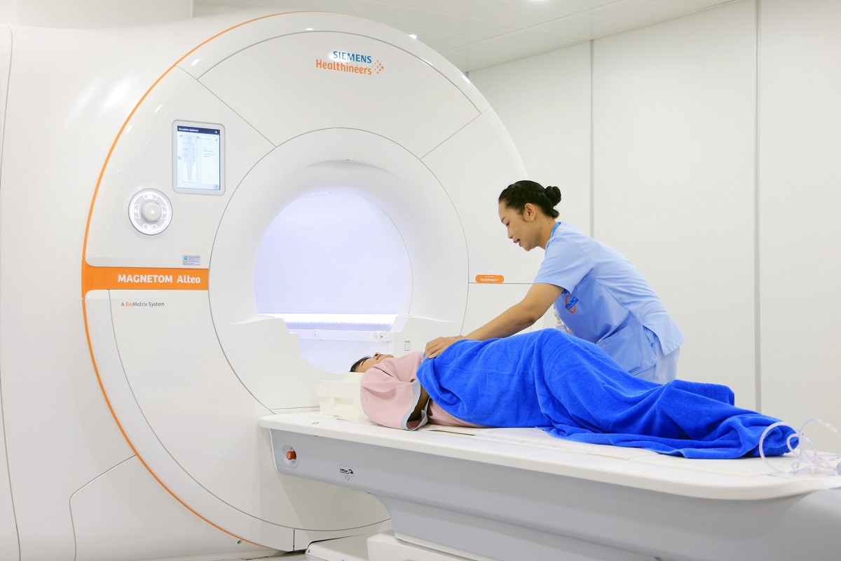รัชวิภา เอ็ม อาร์ ไอ เซ็นเตอร์ เปิดตัว MAGNETOM Altea เครื่อง MRI ล่าสุดจากซีเมนส์ เฮลท์ธิเนียร์ส