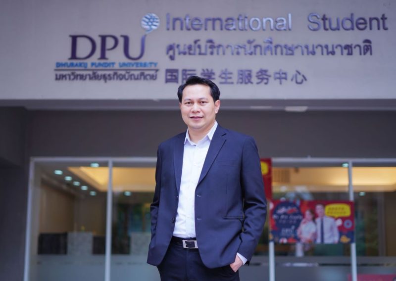 วิทยาลัยนานาชาติ DPU เดินหน้าเปิดสอนหลักสูตรวิชาภาษาตะวันออก หลังจีน-เกาหลี-ญี่ปุ่น แห่ลงทุนไทย คาดอนาคตไทยจะเป็น HUB ที่ชัดเจนมากขึ้น ส่งผล.มีความต้องการบุคลากรที่มี Skill ภาษาที่ 3