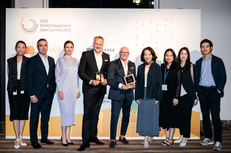 KaDeWe Group department stores under Central Group established an enormous success, acquiring the most prestigious awards by