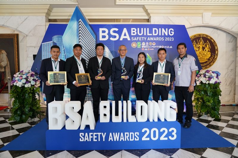 พลัส พร็อพเพอร์ตี้ ปลื้มคว้า 3 รางวัล อาคารโดดเด่นด้านความปลอดภัย Building Safety Awards 2023 6 ปี ต่อเนื่องกับความสำเร็จในธุรกิจบริหารจัดการอาคาร