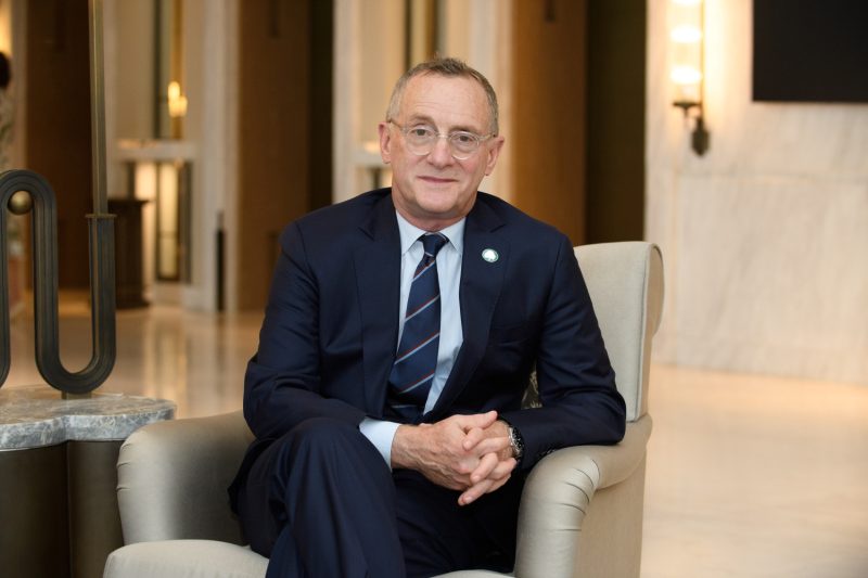 Adapting to the Sea Change, Howard Marks Encourages Investors to Rethink Amid Shifting Financial Landscapes
