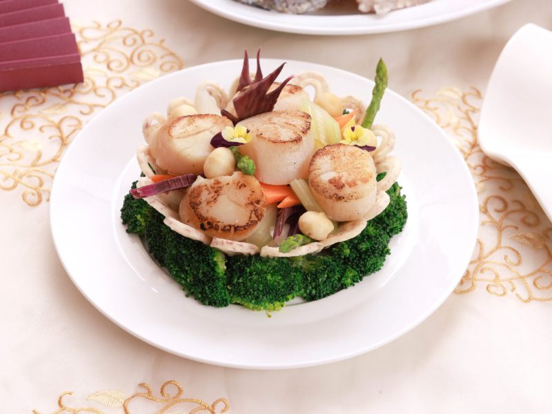 Seasonal Menu: 'Poon Choi' Chinese New Year Special at Shangri-La Bangkok's Shang Palace Chinese Restaurant