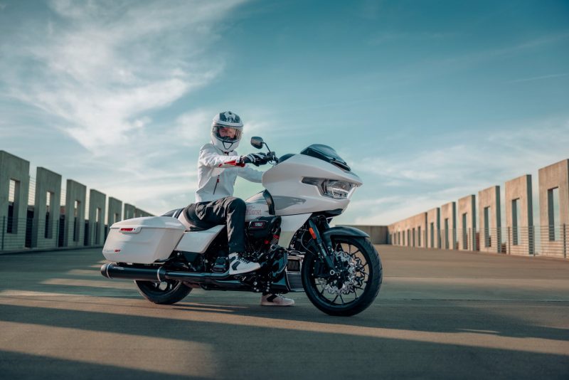 HARLEY-DAVIDSON(R) USHERS IN A NEW ERA OF MOTORCYCLE TOURING, REIMAGINING TWO OF THE MOST ICONIC MOTORCYCLES IN