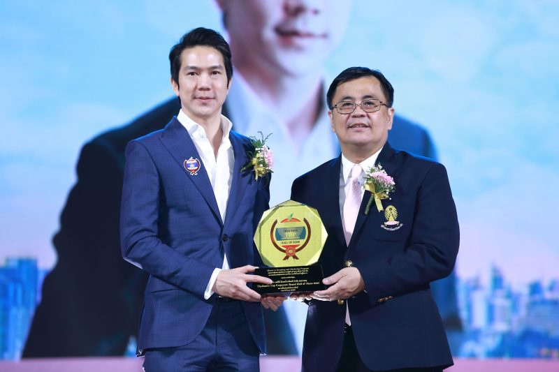 ที่สุดแห่งความภาคภูมิใจ KCE คว้ารางวัลหอเกียรติยศต่อเนื่อง 5 ปีซ้อน กับ Thailand's Top Corporate Brand Hall of Fame