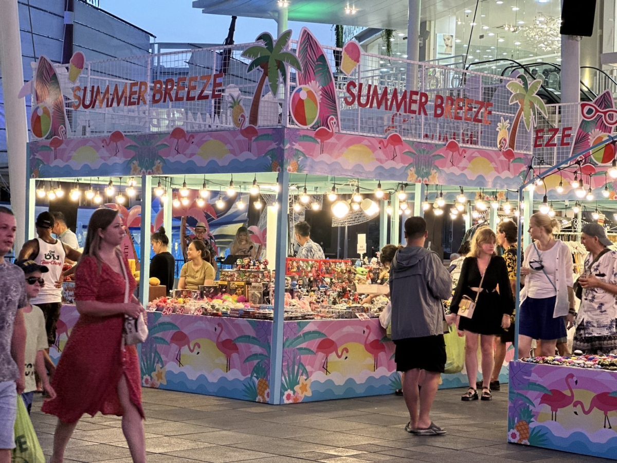 จังซีลอน ชวนเที่ยวตลาดนัดรับลมร้อน Summer Breeze Market