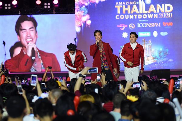 ยิ่งใหญ่ระดับโลก! งานเคาท์ดาวน์อย่างเป็นทางการของประเทศไทยเวทีหลักแห่งเดียวในกรุงเทพฯ อภิมหาปรากฏการณ์ Amazing Thailand Countdown 2020 ณ ไอคอนสยาม ตระการตากับโชว์ไฮไลท์สุดยอดการแสดงพลุเหนือสายน้ำเจ้าพระยา! เซเลบแถวหน้าเมืองไทย
