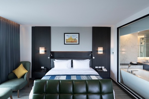 กลุ่มโรงแรมชัวร์สเตย์ (SureStay Hotel Group(R)) จัดงานเลี้ยงฉลองการเปิดให้บริการโรงแรมชัวร์สเตย์แห่งแรกในประเทศลาว ที่เมืองเวียงจันทน์