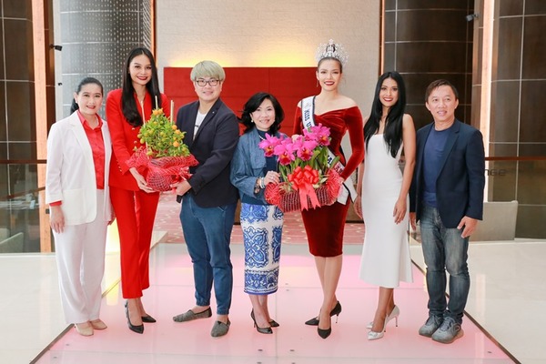 ภาพข่าว: ผู้บริหารกลุ่มเซ็นทรัล โรงแรมและรีสอร์ทในเครือเซ็นทารา และ บริษัทเซ็นทรัลพัฒนา ให้การต้อนรับคณะมิสยูนิเวอร์สไทยแลนด์ 2019