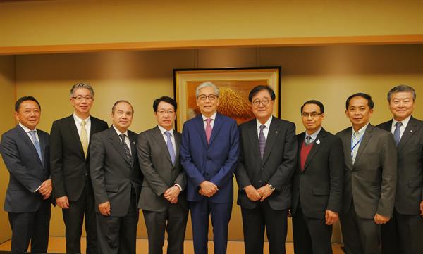 Photo Release: Mitsubishi Motors Corporation Welcomes Deputy PM