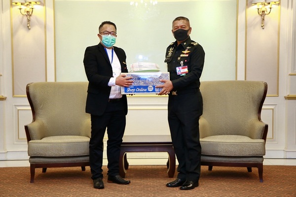 ออฟฟิศเมท #ร่วมส่งกำลังใจถึงแพทย์ทั่วไทยสู้โควิด-19 มอบ Face Shield 5,000 ชิ้น ให้แก่ รพ.ในเครือข่ายกองทัพบก