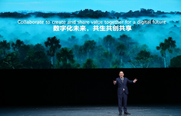 Paradigm Shift for Greater Value Huawei drives 100 typical scenario-based solutions built on robust partnership