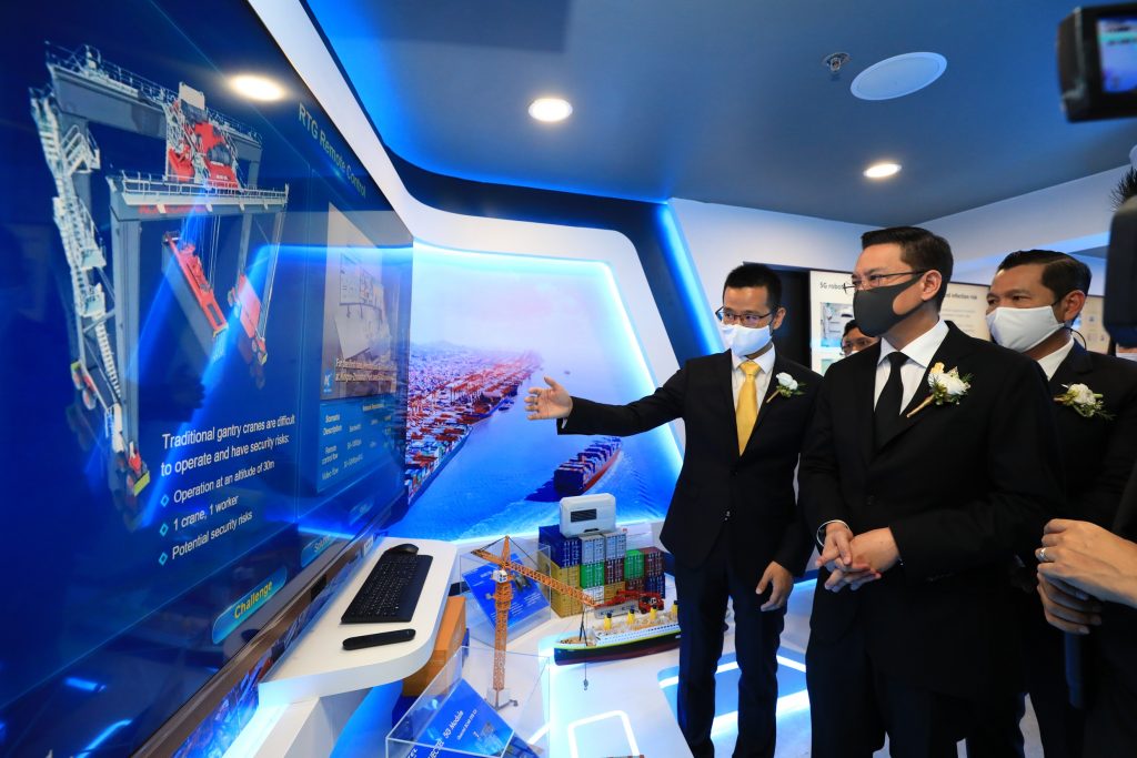 กระทรวงดิจิทัลฯ โดยดีป้า ผนึกกำลังหัวเว่ยฯ เปิดศูนย์ Thailand 5G Ecosystem Innovation Center (5G EIC) เร่งพลิกโฉมทุกอุตสาหกรรมสู่ดิจิทัล