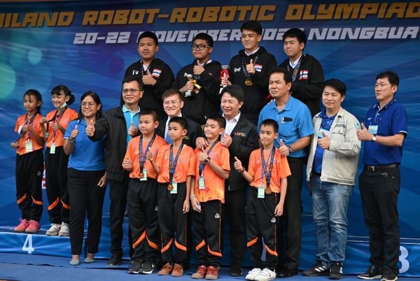 ทีโอที สนับสนุนการการแข่งขันหุ่นยนต์พัฒนาศักยภาพเยาวชนไทยครั้งที่1 Thailand Robot Robotic Olympiad 2020