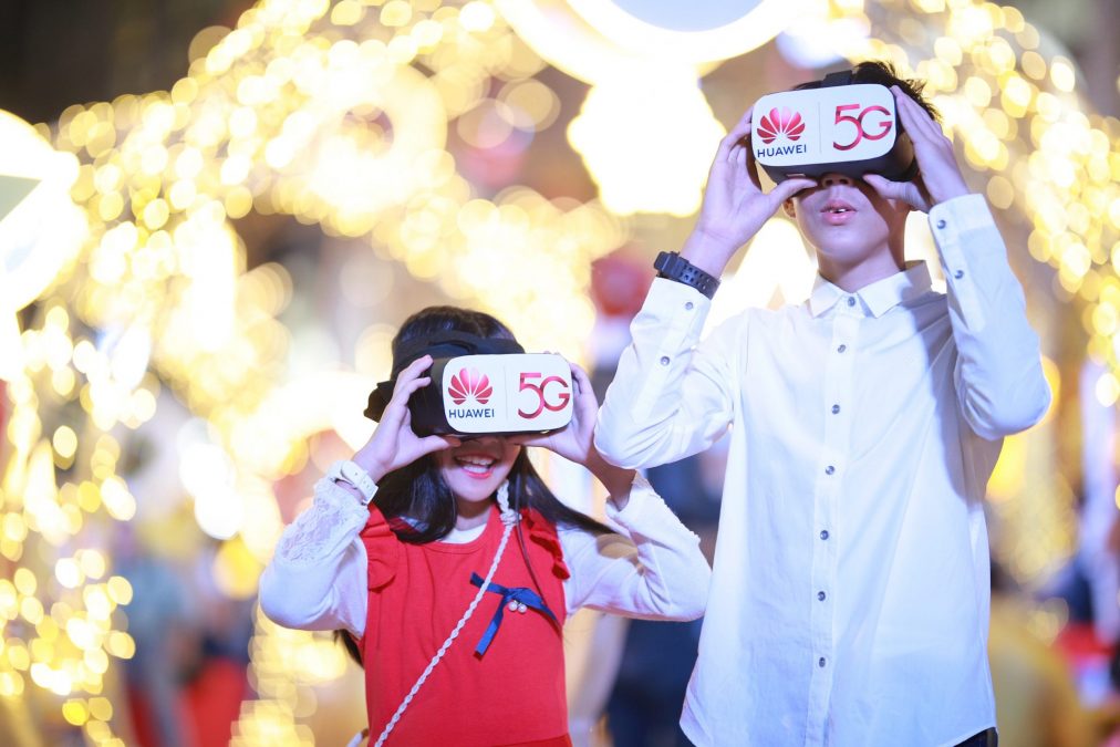 Huawei, together with Central World, provides the New Normal countdown live based on HUAWEI 5G Cloud for an unforgettable New Year celebration experience