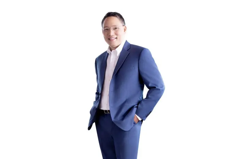 สมาคมธนาคารไทยชี้แจง หากประชาชนต้องการแลกเปลี่ยนธนบัตรที่ระลึกเป็นธนบัตรหมุนเวียนปกติ สามารถติดต่อขอแลกหรือนำฝากได้ที่สาขาธนาคารพาณิชย์ทุกแห่ง
