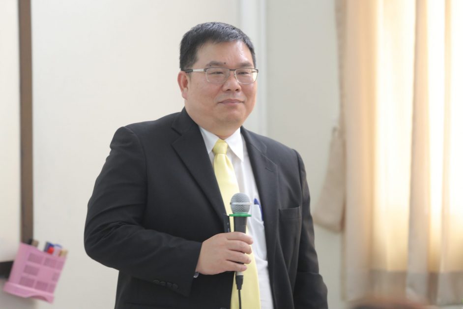 "สมจิตร์ เปี่ยมเปรมสุข" ได้รับรางวัล ศิษย์เก่าดีเด่น  จากมหาวิทยาลัยพระจอมเกล้าธนบุรีฯ