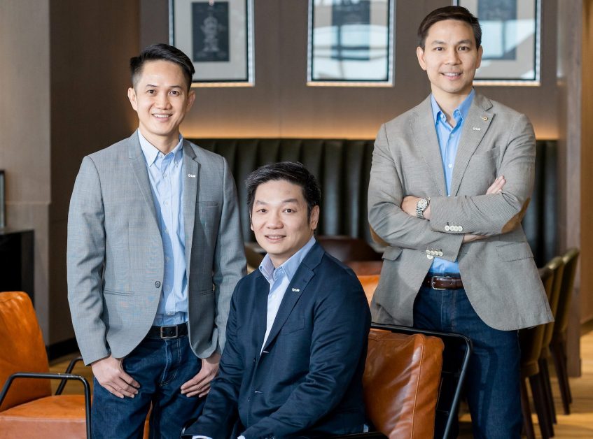 กลุ่มทรู ประกาศแต่งตั้ง 3 ผู้บริหารรุ่นใหม่ลูกหม้อทรู ขึ้นเป็นกรรมการผู้จัดการใหญ่ (ร่วม) มุ่งปรับโฉมองค์กรสู่ผู้นำเทคคอมปานียุคดิจิทัลเต็มรูปแบบ