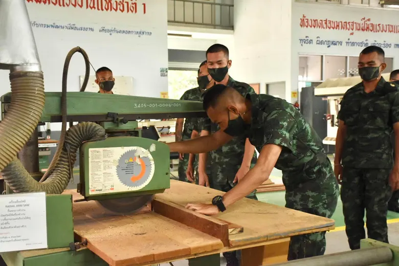 สพร.9 พิษณุโลก เพิ่มทักษะทางด้านอาชีพ ให้กับทหารก่อนปลดประจำการ
