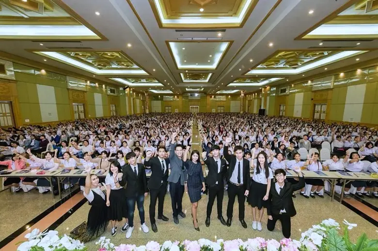 เปิดวิสัยทัศน์ผู้หญิงเก่ง "ไหมฟ้า คำมุงคุณ" จากเด็กเรียนแถวหน้า สู่การยืนหยัดพัฒนาโมเดลธุรกิจการศึกษายุคดิจิทัล