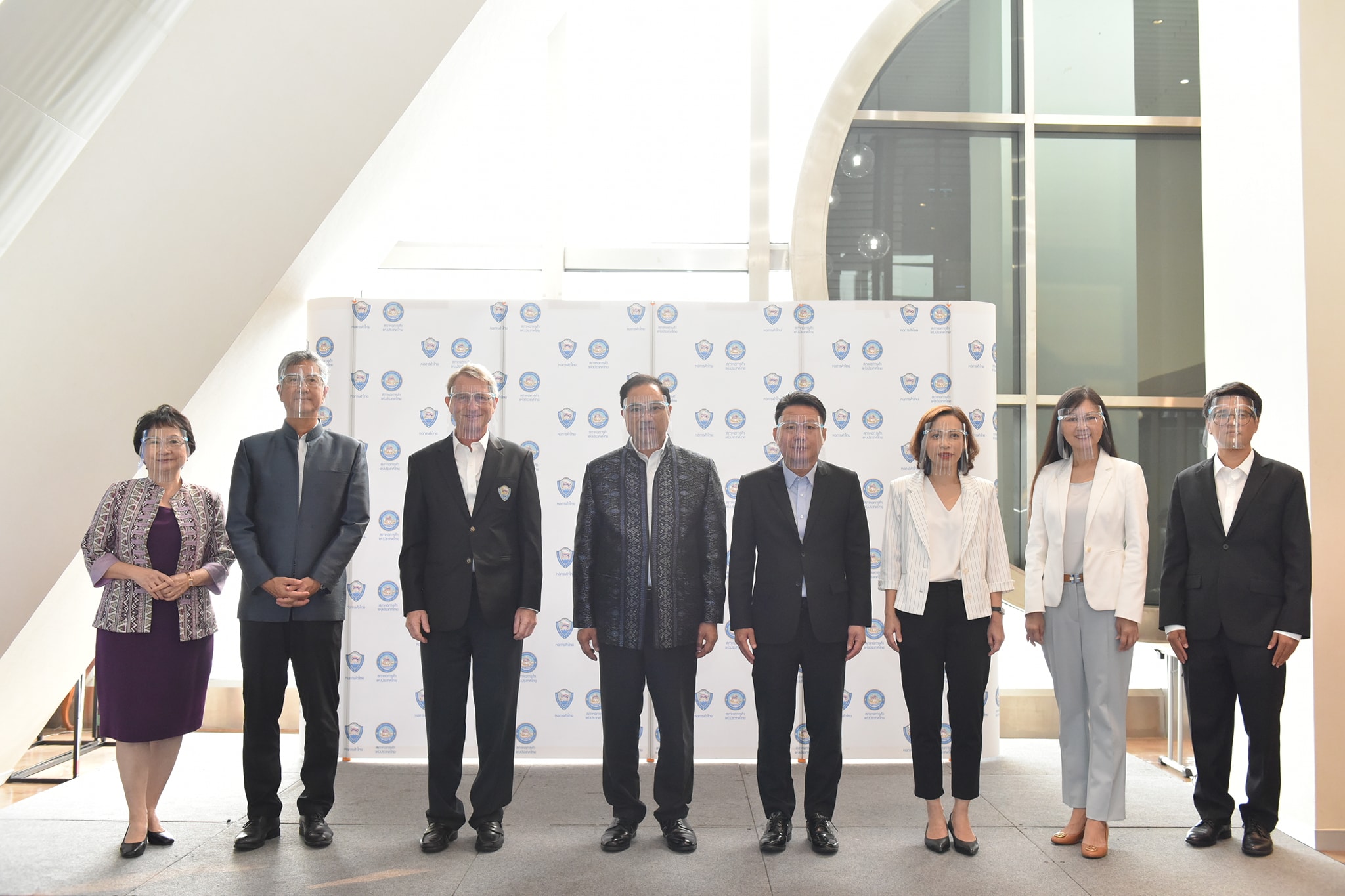 หอการค้าไทย รวมพลังหอการค้าและเครือข่ายทั่วประเทศ ประกาศจุดยืนขับเคลื่อนธุรกิจยั่งยืนด้วยหลักเศรษฐกิจหมุนเวียน