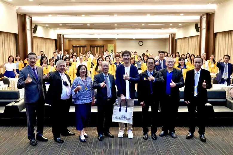 วิริยะประกันภัย ชวน 'พี่เอ็ด7วิ' สร้างแรงบันดาลใจ เปิดมุมมองการทำงานสร้างสรรค์อย่างมืออาชีพ