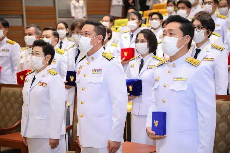 ดีอีเอส สำนึกในพระมหากรุณาธิคุณ จัดพิธีรับพระราชทานเครื่องราชอิริยาภรณ์ ประจำปี 2563 หน้าพระบรมฉายาลักษณ์พระบาทสมเด็จพระเจ้าอยู่หัว