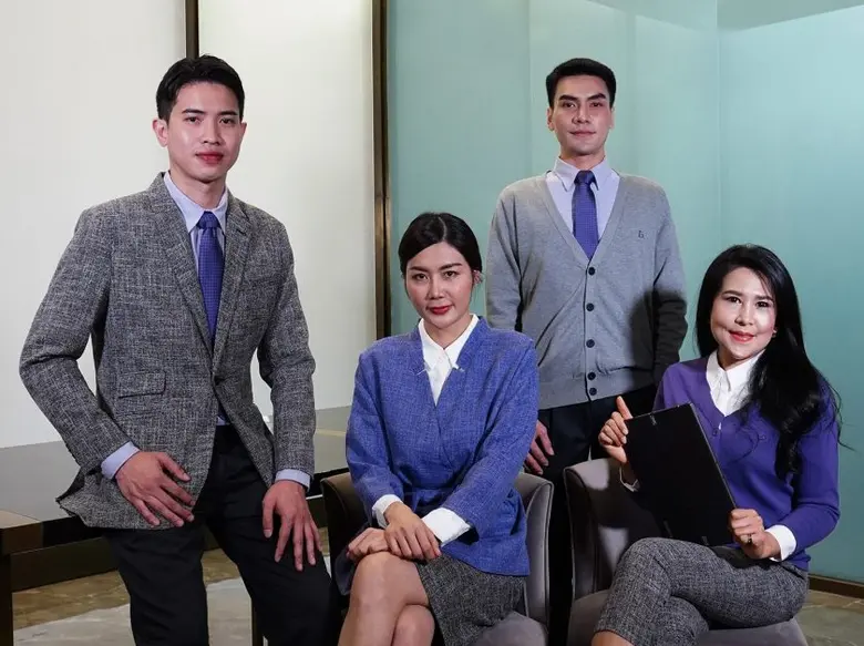KKP ฉลองครบรอบ 50 ปี ปรับโฉมยูนิฟอร์มพนักงานสาขา ดีไซน์เรียบหรู สะท้อนความเชี่ยวชาญอย่างมืออาชีพ