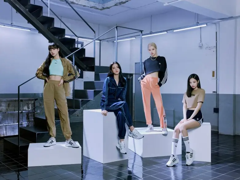 BLACKPINK ร่วมแคมเปญ "Watch Us Move"  เผยโฉม 'R.Y.V.' คอลเลคชั่นใหม่จาก adidas Originals