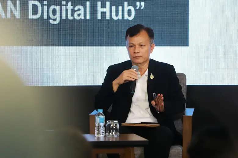 รองปลัดฯ ดีอีเอส ร่วมเวทีเสวนา ปตท.สผ.จับมือ นิด้า - ดีป้า  หัวข้อ "Digital Citizen Strategy and National Policy" หนุนขับเคลื่อนองค์กรด้วยดิจิทัล