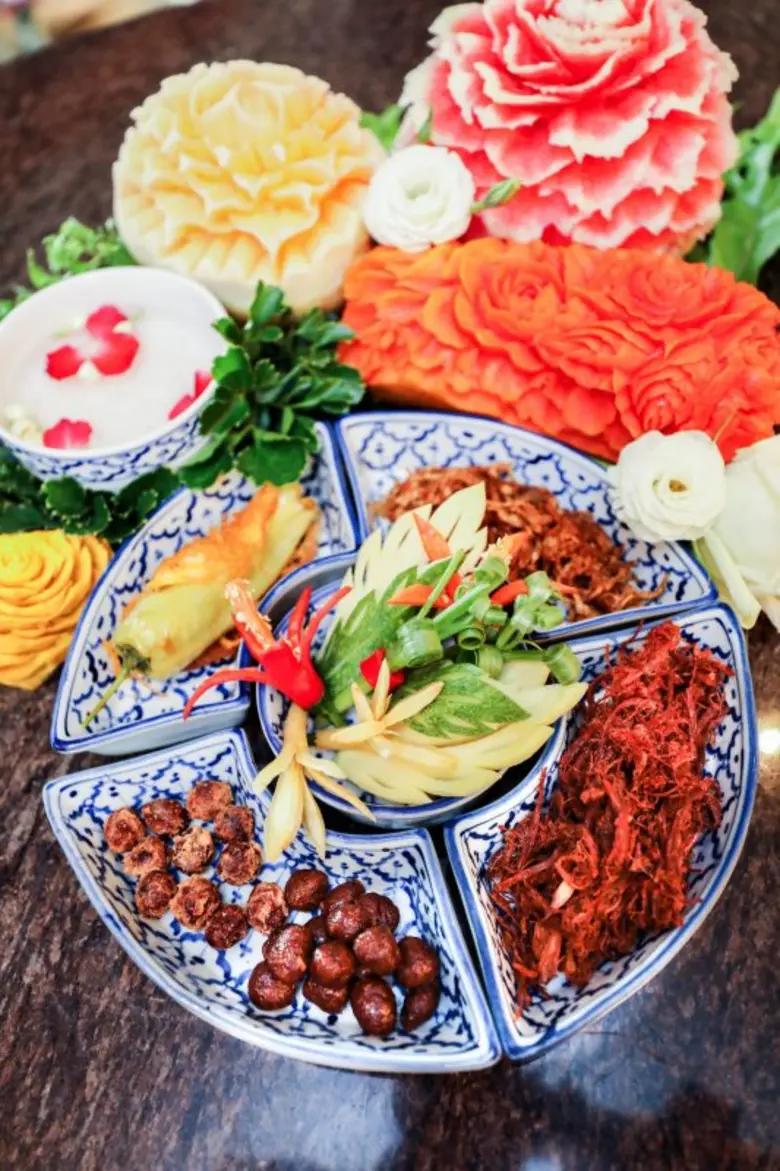 SONGKRAN LUNCH BUFFET HAS SPECIAL LIVE KHAO CHAE STATION AT ESPRESSO, INTERCONTINENTAL BANGKOK