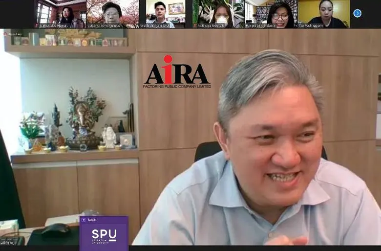 คณะบริหารธุรกิจ SPU จับมือ AIRA ถ่ายทอดความรู้ CEO TALK "เกาะติดสถานการณ์การลงทุนในเศษฐกิจยุค Covid-19" และ มอบทุนการศึกษา 5 แสนบาท