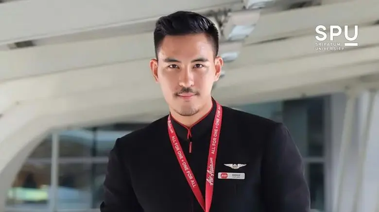เปิดฝัน! จากความชอบด้านภาษา สู่สจ๊วต Air Asia กับ "อุ่น" ณภพ ขุนพลสิริ