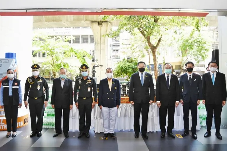 เครือ CP จับมือ กองทัพบก มอบถุงยังชีพ 15,000 ถุง  หนุนชุมชนคลองเตย สู้ภัยโควิด-19 ต่อเนื่อง