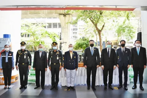 เครือ CP จับมือ กองทัพบก มอบถุงยังชีพ 15,000 ถุง  หนุนชุมชนคลองเตย สู้ภัยโควิด-19 ต่อเนื่อง