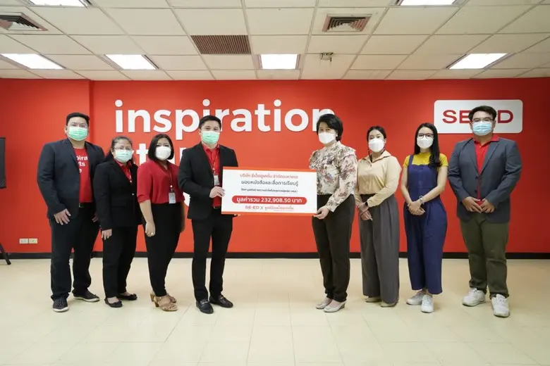 "ซีเอ็ด"มอบหนังสือ "มูลนิธิสร้างความเข้าใจเรื่องสุขภาพผู้หญิง (สคส)"