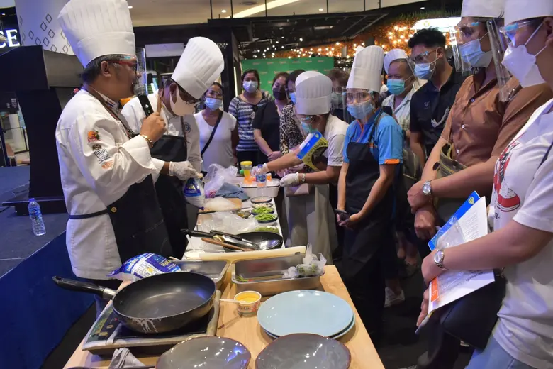 "กระแสดี" ก.แรงงาน ปลื้มแห่ฝึกอาชีพรับภูเก็ตแซนด์บ็อกซ์นับวันเปิดประเทศ