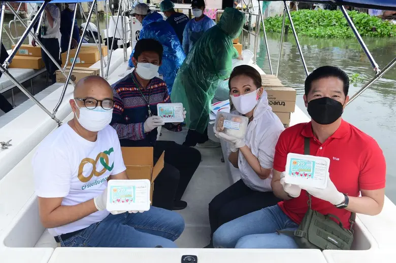 ไฮสปีดสามสนามบิน ผนึกกำลัง ทรู คอร์ปอเรชั่น และพันธมิตร เดินหน้าช่วยชุมชน ในโครงการ "ครัวปันอิ่ม ร้อยเรียงใจ สู้ภัยโควิด-19"