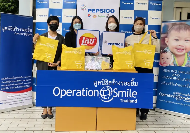 เลย์ สนับสนุนกิจกรรมต่อเนื่องปีที่ 9 "มูลนิธิสร้างรอยยิ้ม ประเทศไทย"