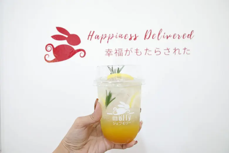 มอลลี่เค้กนุ่ม (molly) ร้านเค้กน่ารัก อยู่มุมไม่ลับ แต่อยากให้ไปลอง @พาราไดซ์ พาร์ค