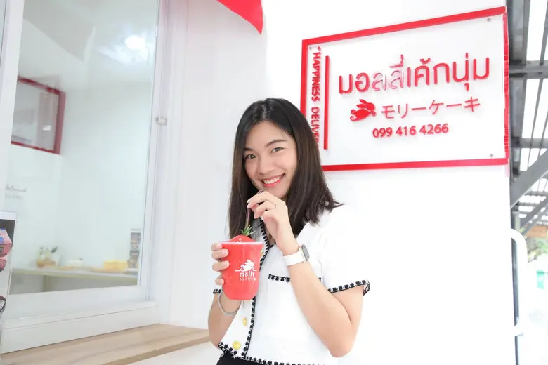มอลลี่เค้กนุ่ม (molly) ร้านเค้กน่ารัก อยู่มุมไม่ลับ แต่อยากให้ไปลอง @พาราไดซ์ พาร์ค