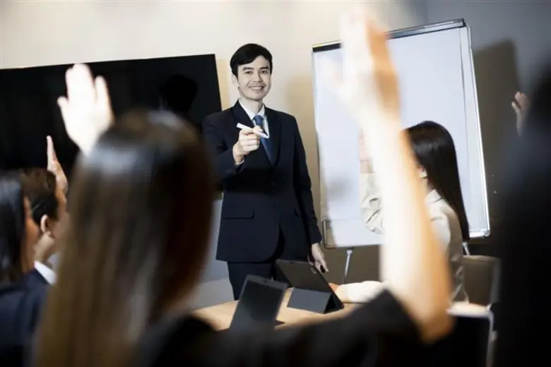 เรียนรู้เคล็ดลับให้ประสบความสำเร็จในธุรกิจอย่างยั่งยืน กับหลักสูตรออนไลน์ "การควบคุมต้นทุนอาหารและเครื่องดื่ม" ที่ วิทยาลัยดุสิตธานี